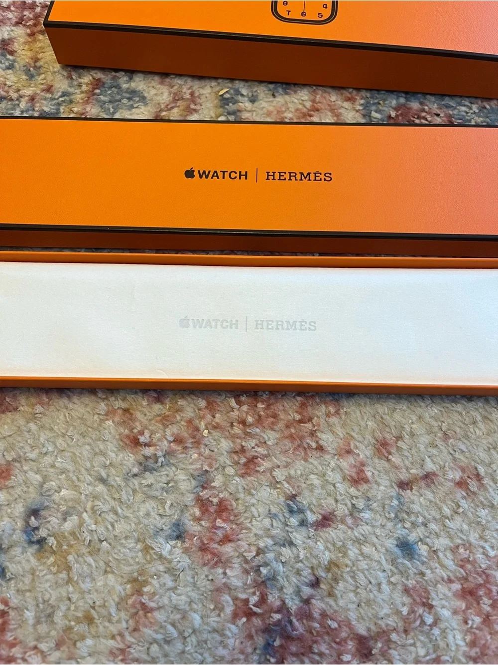 Hermès Series 10 42mm Apple Watch 2 bands with all original packing and receipt